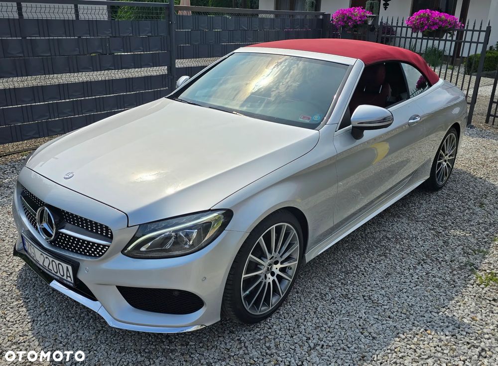 Mercedes-Benz Klasa C 300 9G-TRONIC - 2