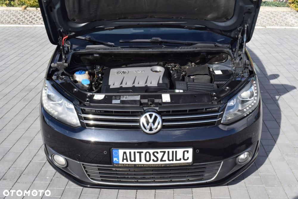 Volkswagen Touran - 14