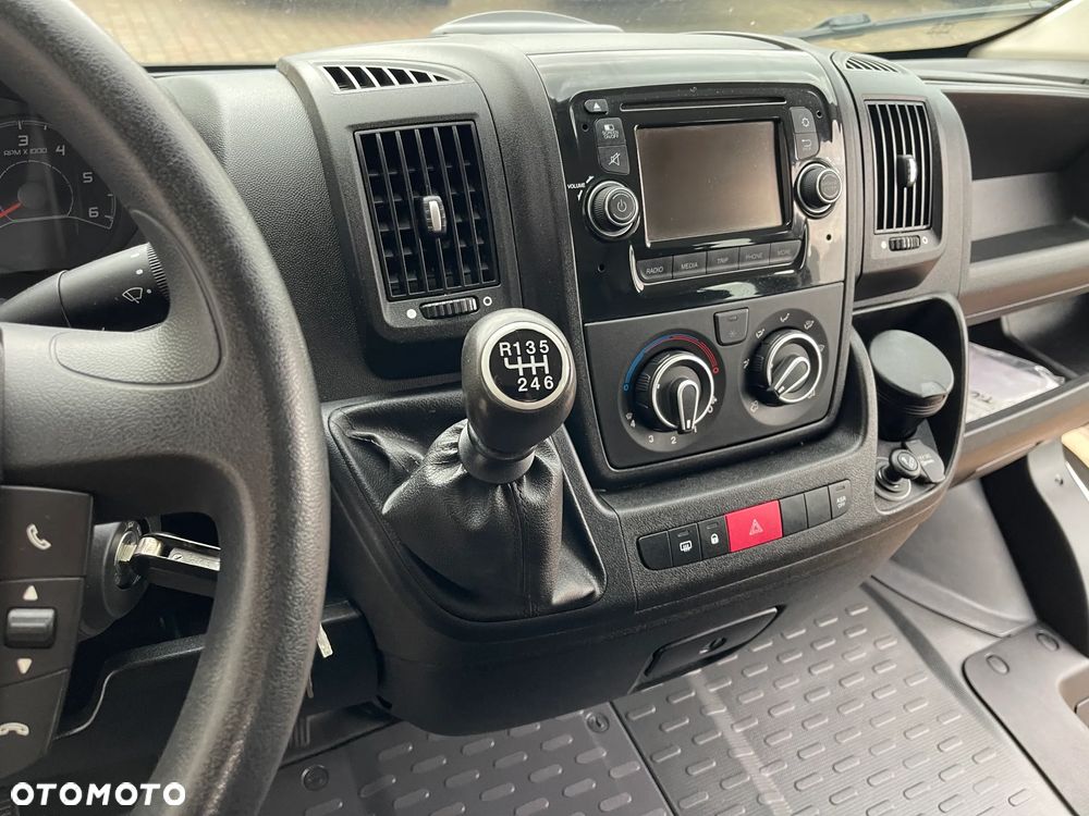 Peugeot Boxer Doka Brygadówka - 13