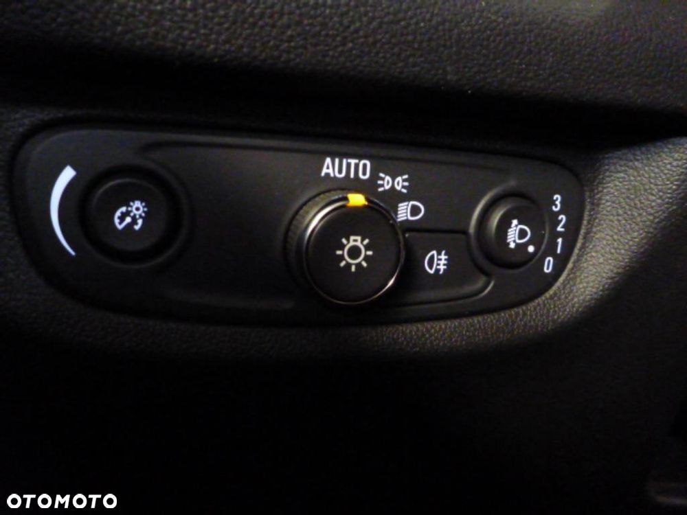 Opel Insignia 2.0 CDTI Elegance S&S - 13