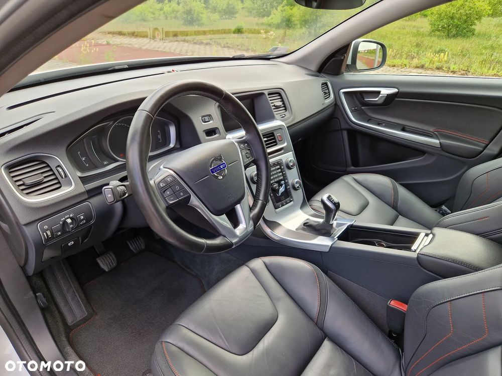 Volvo V60 D2 Ocean Race - 7