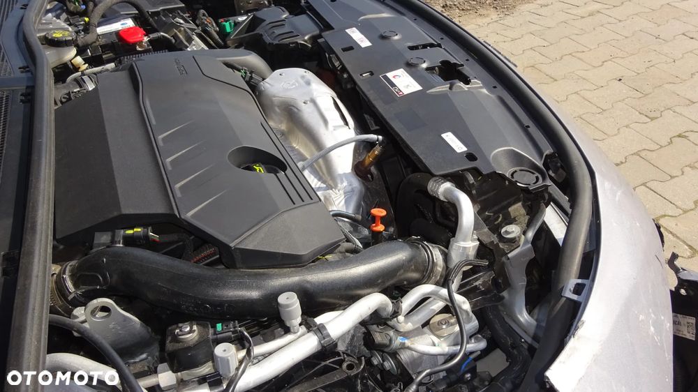 Peugeot 308 1.6 Hybrid PHEV Allure e-DCS7 - 32