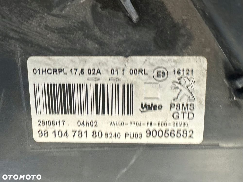PEUGEOT 5008 II LAMPA LEWA PRZÓD ZWYKŁA  LED 9810478180 - 7
