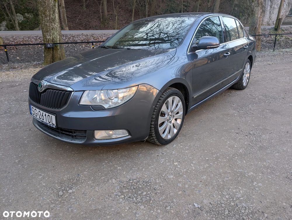 Skoda Superb 2.0 TDI Elegance DSG - 22