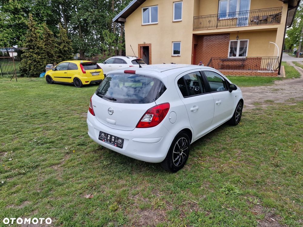 Opel Corsa - 4