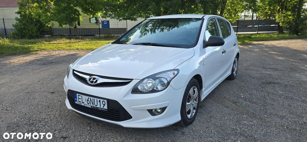 Hyundai i30 1.4 Classic + - 10