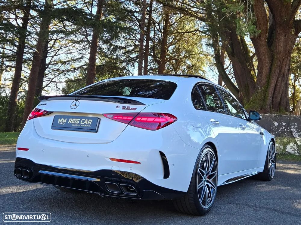Mercedes-Benz C 63 AMG S E Performance 4Matic - 13