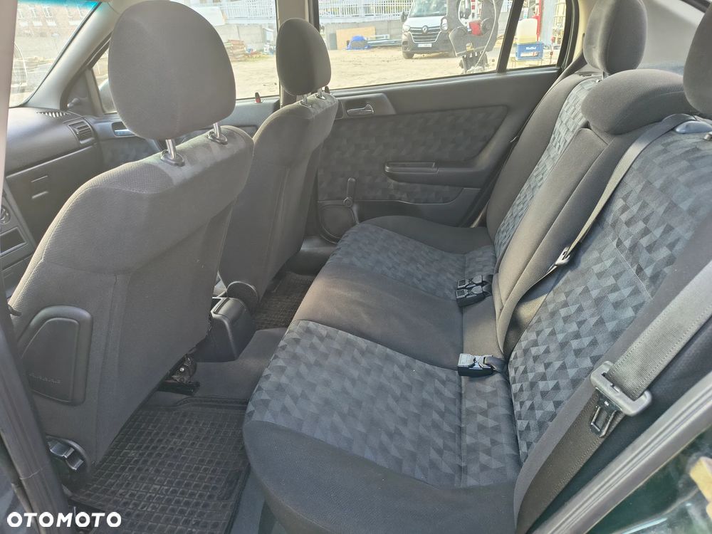 Opel Astra - 13