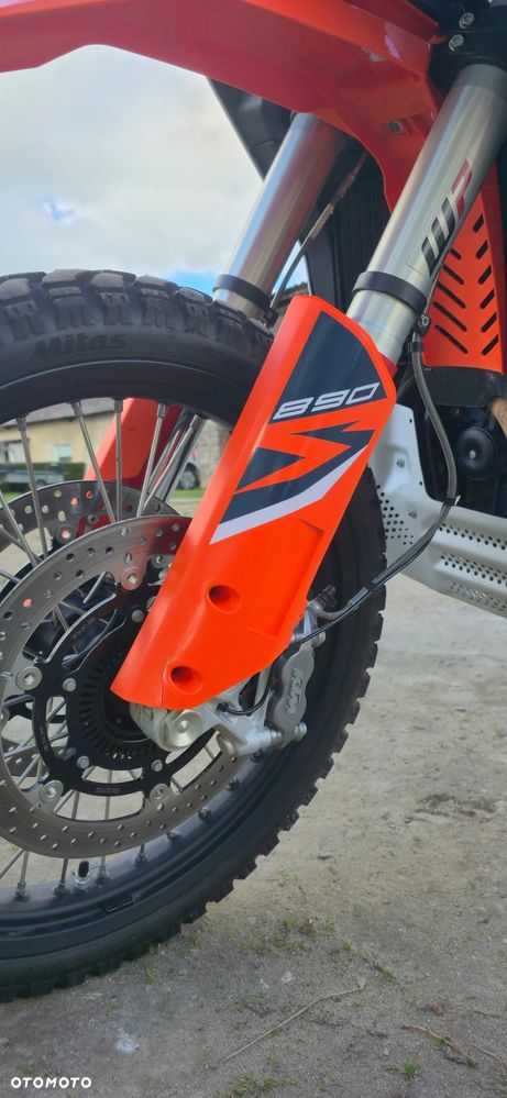 KTM Adventure - 10