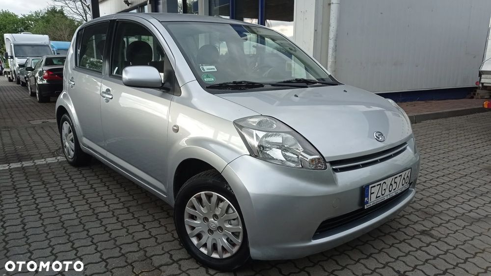 Daihatsu Sirion 1.3 - 25