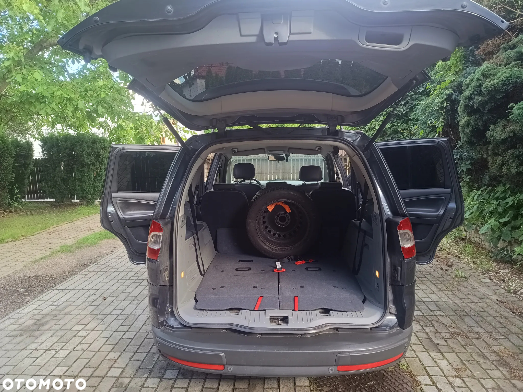 Ford Galaxy - 6