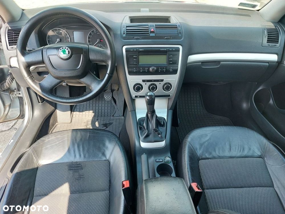 Skoda Octavia - 16