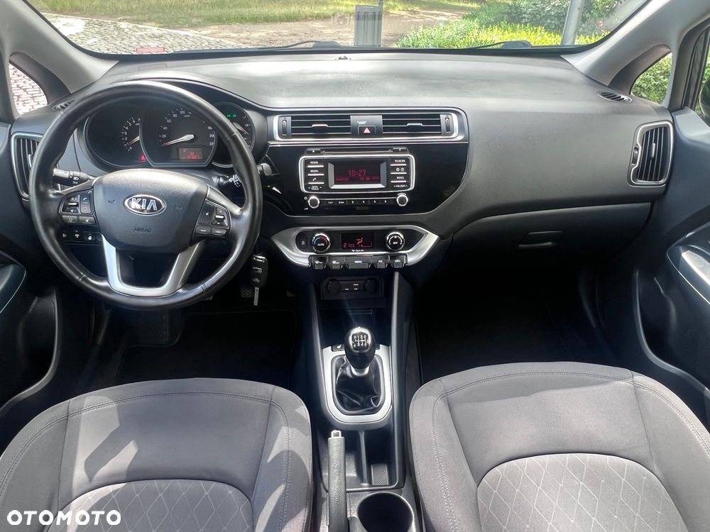 Kia Rio 1.4 Dream Team Edition - 22