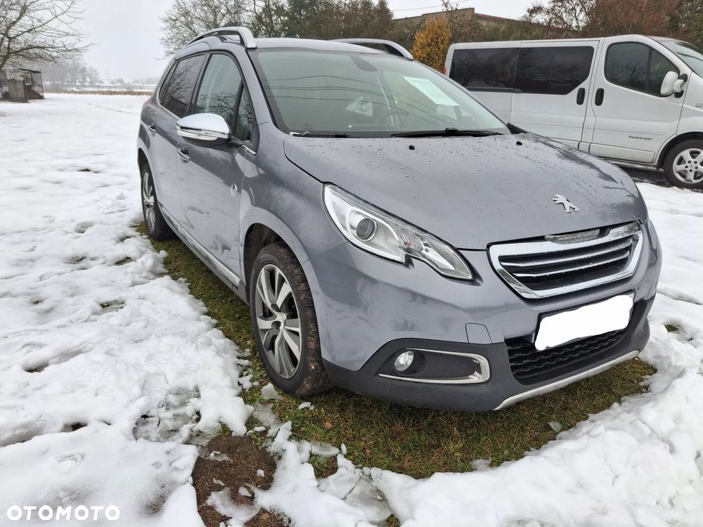 Peugeot 2008 1.6 e-HDi Allure S&S - 6