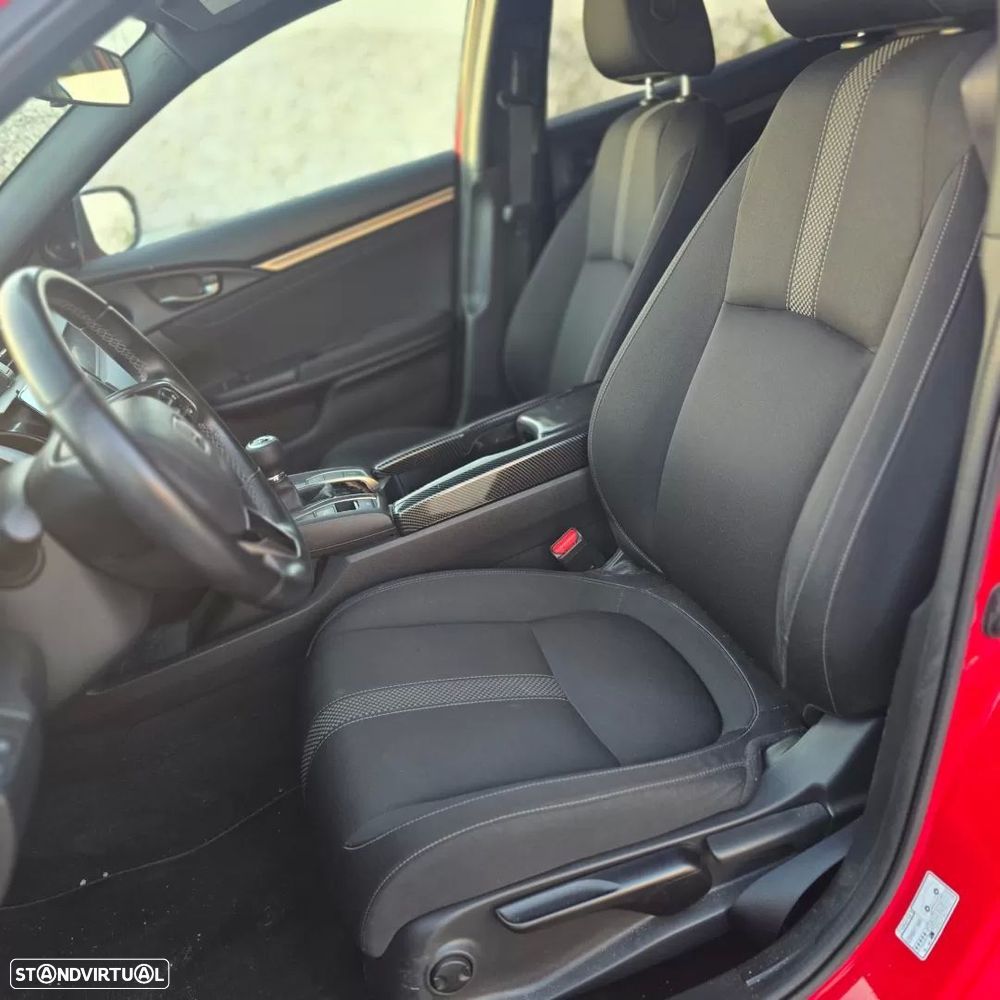 Honda Civic 1.0 i-VTEC Elegance - 11