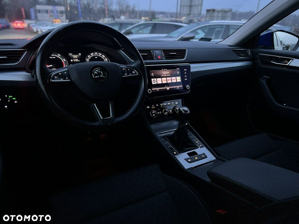 Skoda Superb 1.5 TSI Ambition - 10