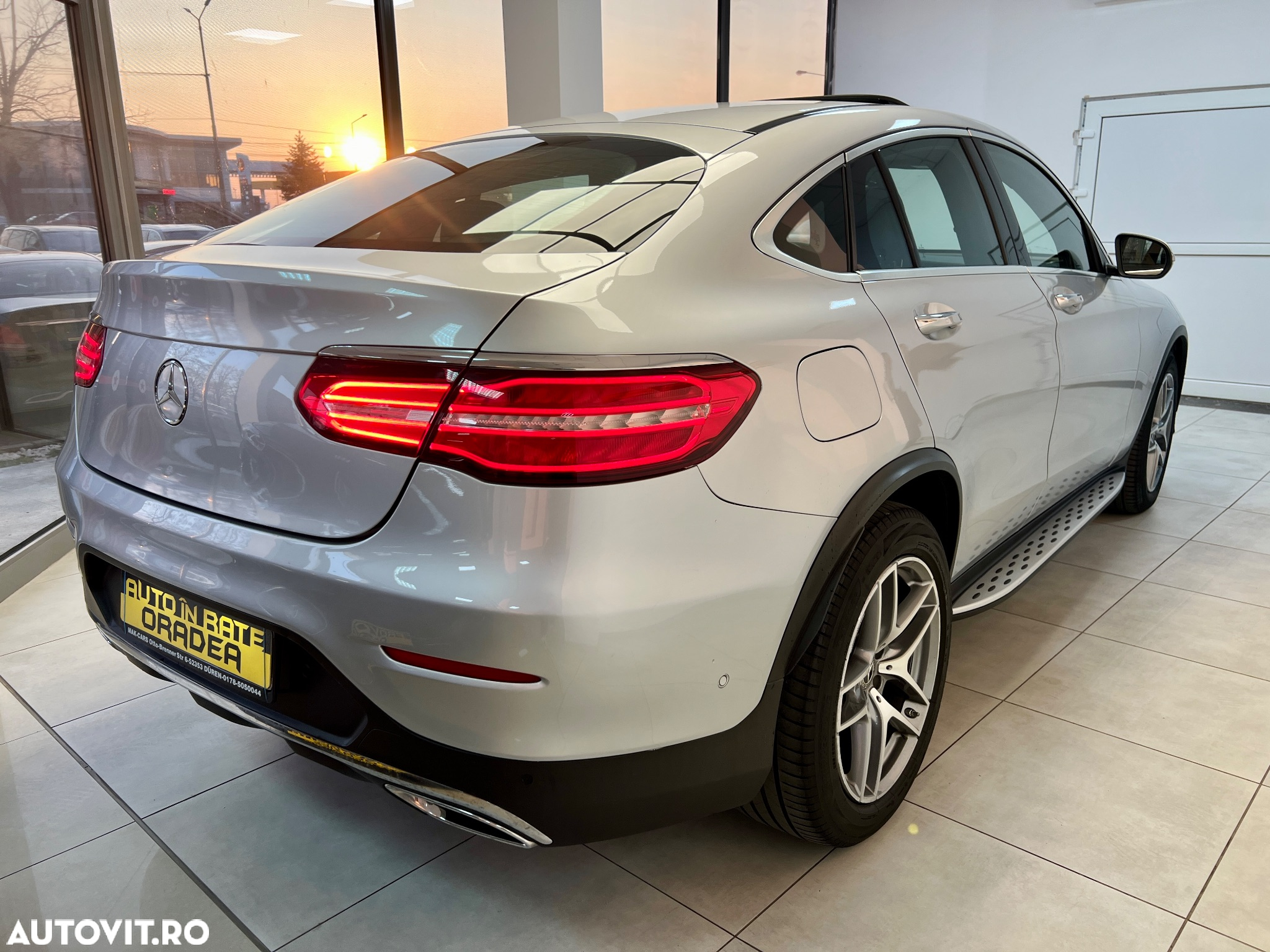 Mercedes-Benz GLC Coupe 220 d 4Matic 9G-TRONIC AMG Line - 3