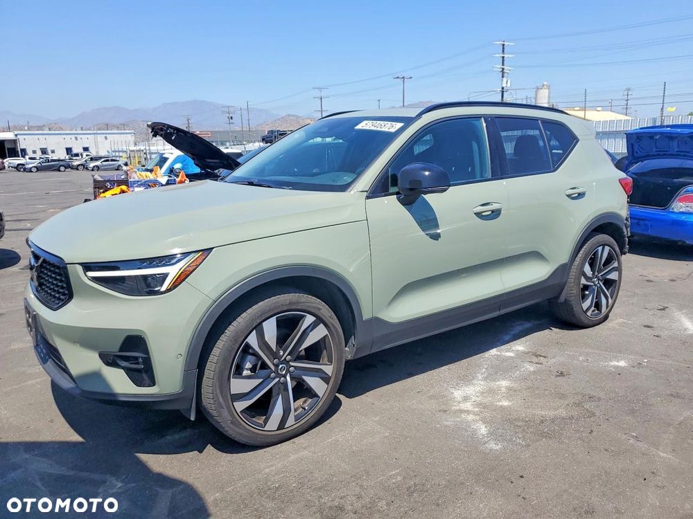 Volvo XC 40 B5 AWD Ultimate Bright - 2