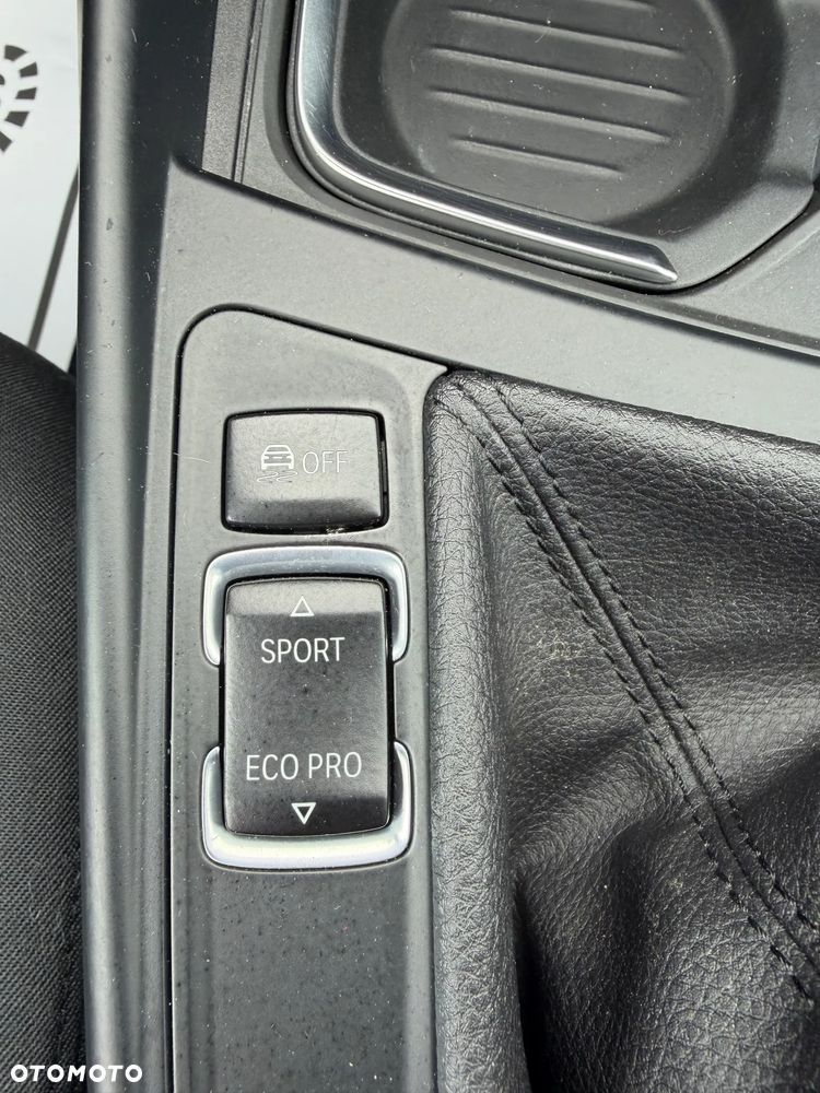 BMW Seria 1 118i Edition M Sport Shadow - 11