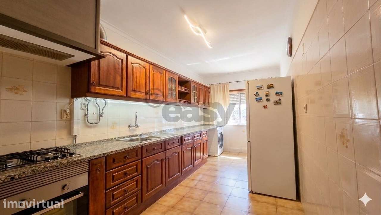 Apartamento T2 com Garagem no Cacém - Grande imagem: 3/8