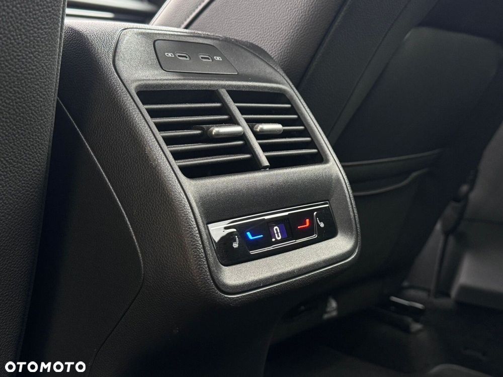 Skoda Superb 2.0 TSI L&K DSG - 23