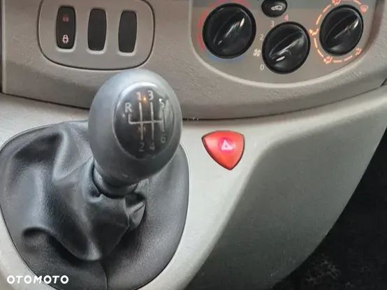 Nissan Primastar - 24