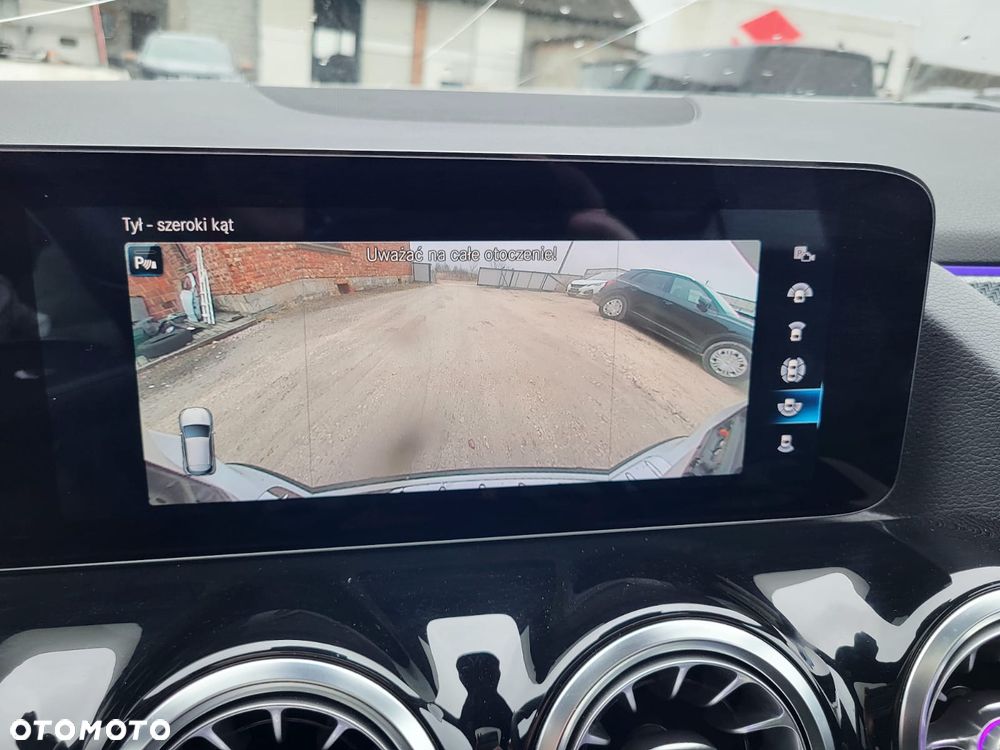 Mercedes-Benz GLA 220 d 4Matic 8G-DCT AMG Line Advanced Plus - 33