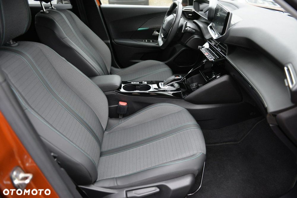 Peugeot 2008 1.2 PureTech Allure S&S EAT8 - 12