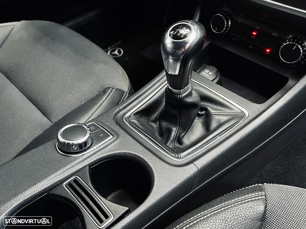 Mercedes-Benz A 180 d Urban - 30
