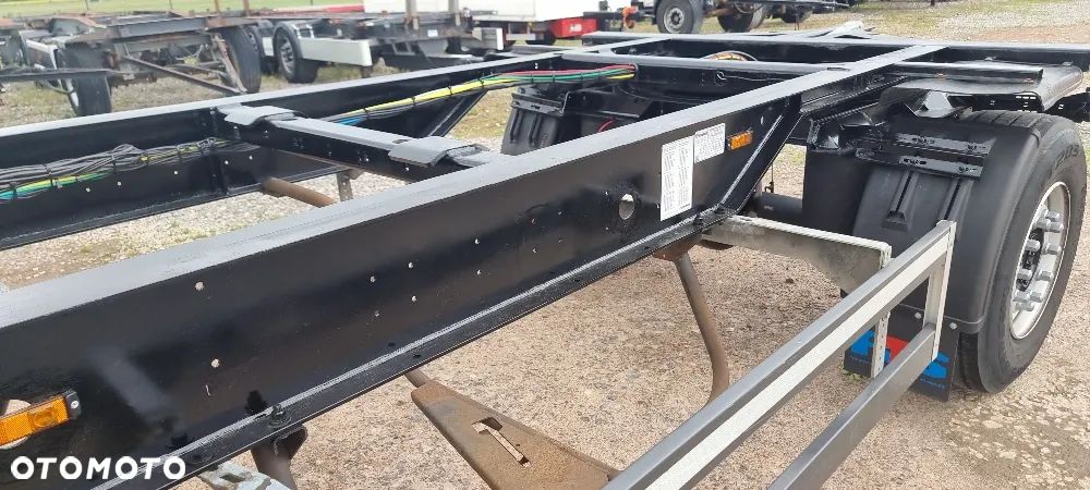 Krone 18.500zł netto KRONE 5.20M DO ZABUDOWY DO MLEKA WYWROT 2017ROK OPONY 385/65R22.5 ST.bdb MOŻLIWOŚĆ TRANSPORTU - 5