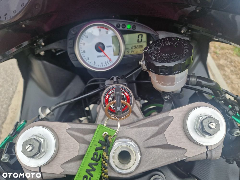 Kawasaki Ninja - 9