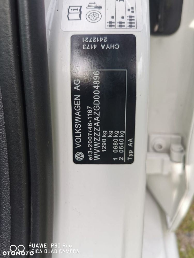 Volkswagen up! R-Line - 11