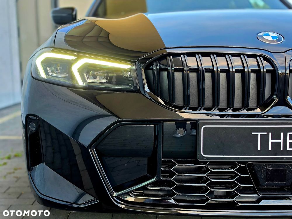 BMW Seria 3 330i xDrive M Sport - 12