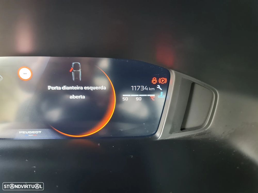 Peugeot 2008 1.2 PureTech Allure - 22