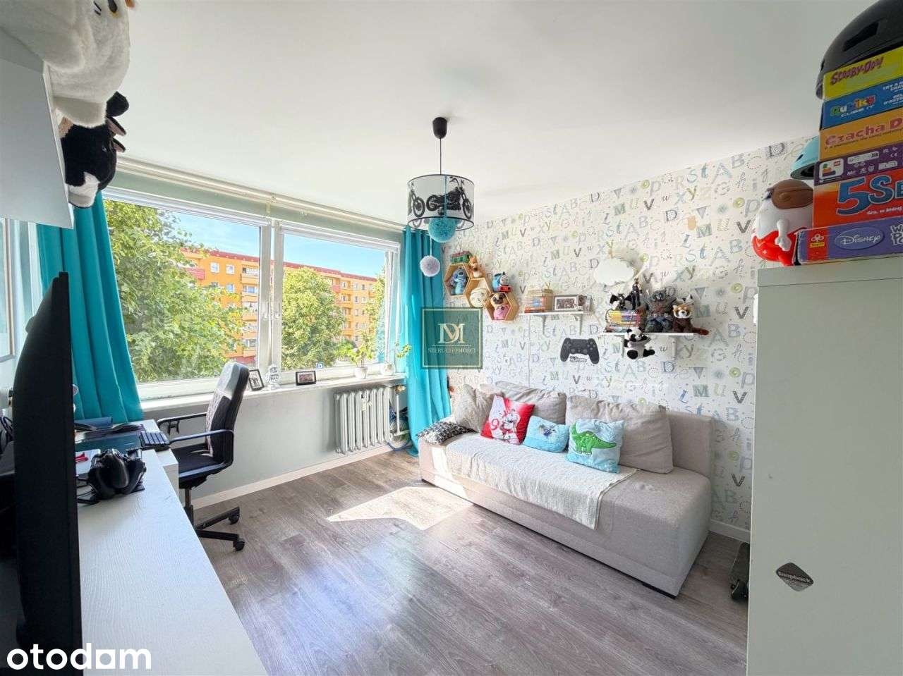 3 Pokoje/ Pierwsze Piętro/ Balkon/Piwnica