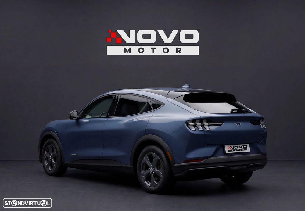 Ford Mustang Mach-E Standard - 4