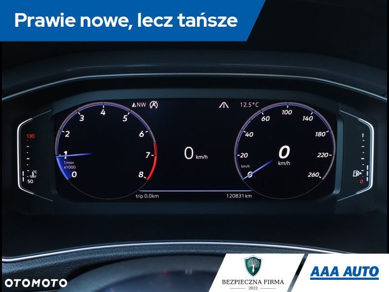 Volkswagen T-Roc - 13