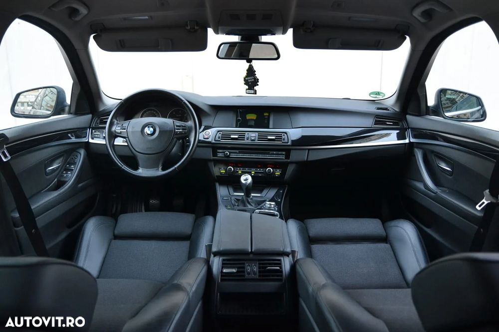 BMW Seria 5 520d Touring - 7
