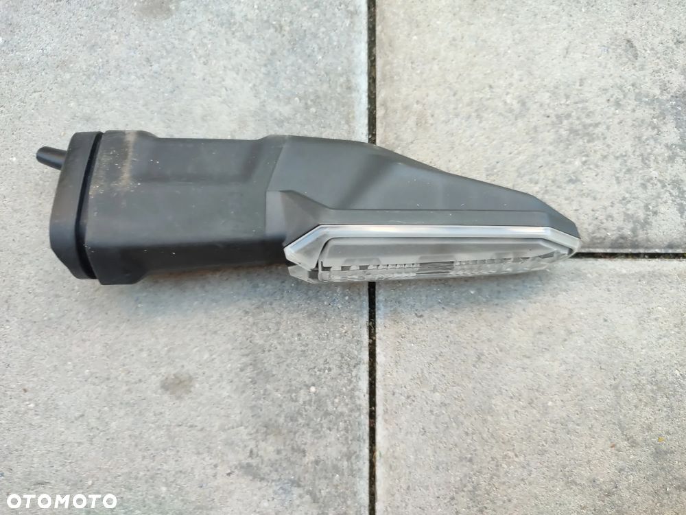 Kierunkowskaz Kawasaki Z900 RS - 1