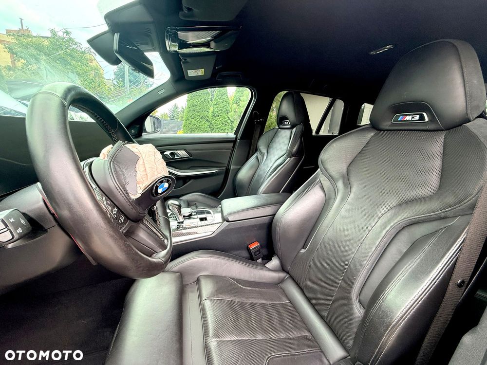 BMW M3 Competition xDrive sport - 24