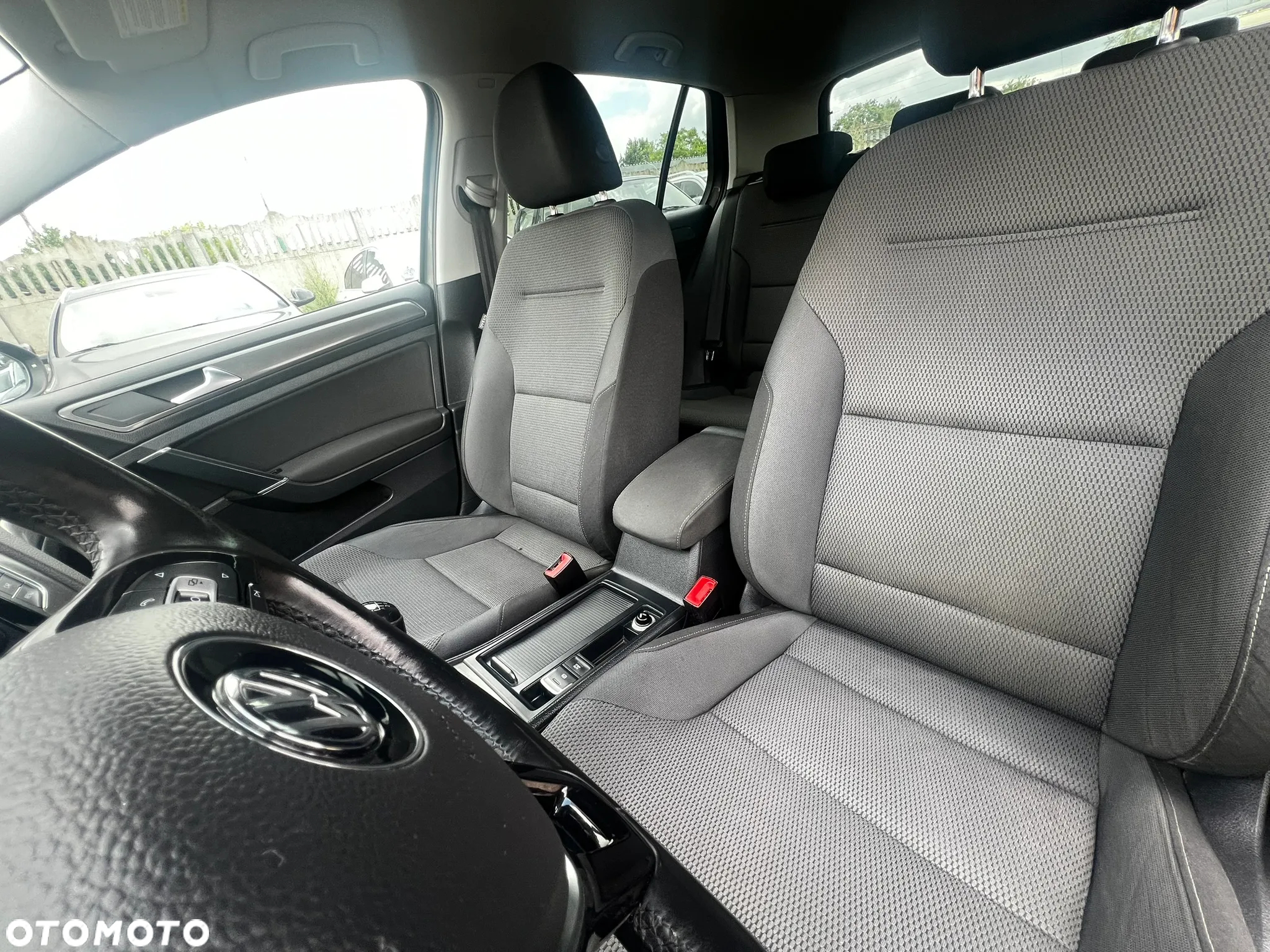 Volkswagen Golf 1.2 TSI BlueMotion Technology Comfortline - 15