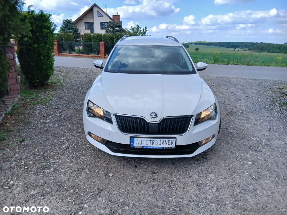 Skoda Superb 1.6 TDI Style - 35