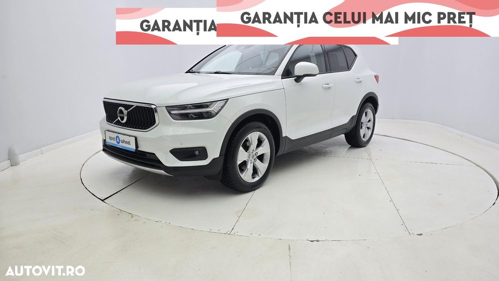 Volvo XC 40 T3 AT8 Momentum Pro - 2
