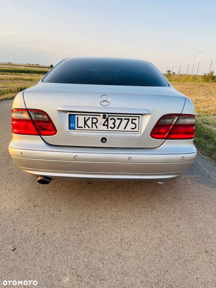 Mercedes-Benz CLK - 5