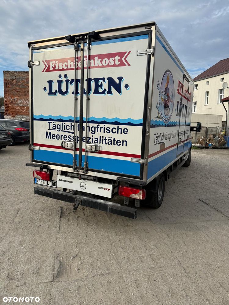 Mercedes-Benz Sprinter - 9