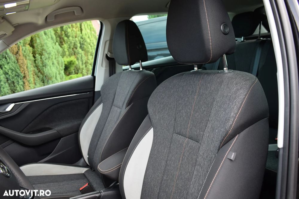 Skoda Kamiq 1.0 TSI DSG Style - 29