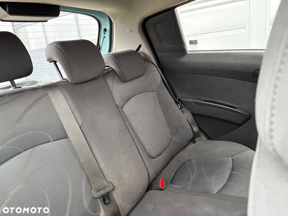 Chevrolet Spark - 15