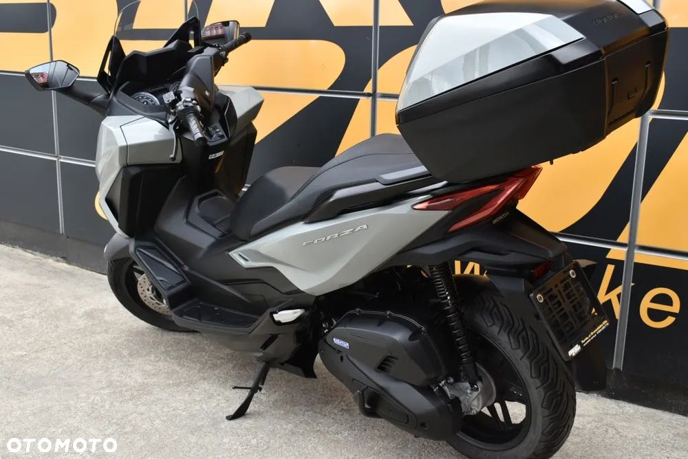 Honda NSS - 15