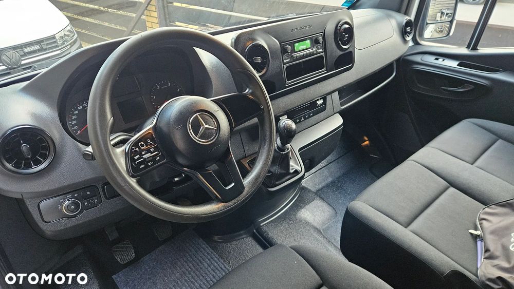 Mercedes-Benz SPRINTER 311CDI 37 - 11