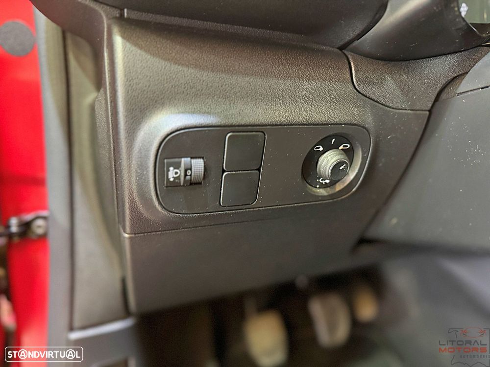 Citroën C3 1.2 PureTech Origins - 19